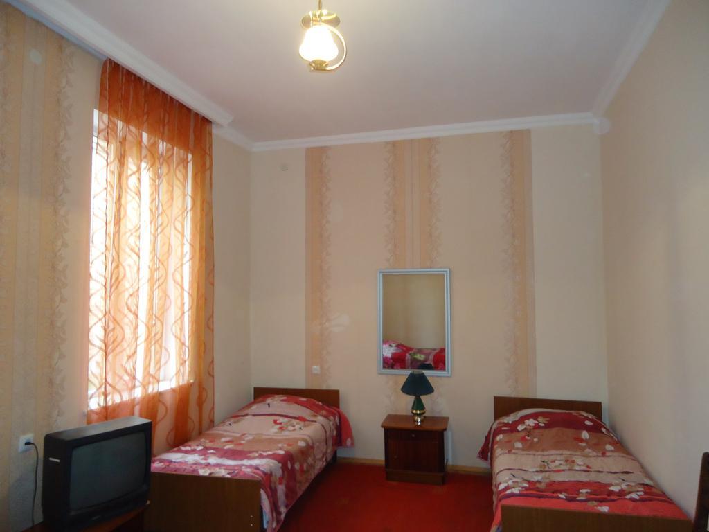 Guest House Lviv Грузия Kutaisi Rum bild